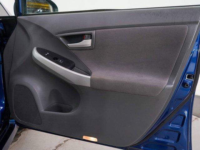 Photo of 2010 Blue Toyota Prius