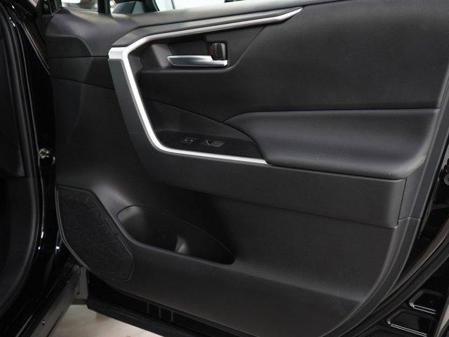 Photo of 2022 Midnight Black Metallic Toyota RAV4