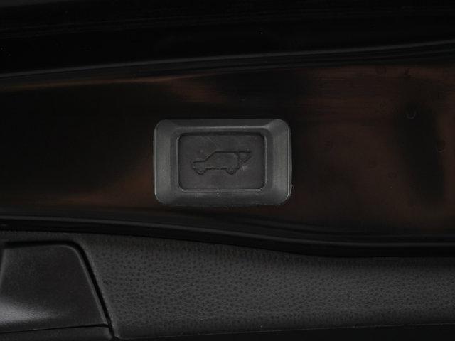 Photo of 2022 Midnight Black Metallic Toyota RAV4