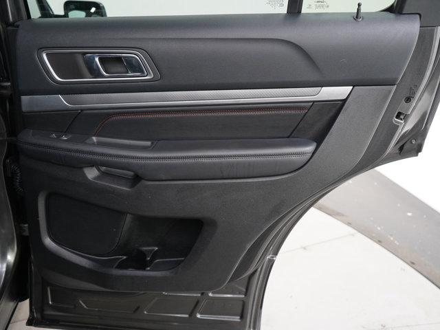 Photo of 2016 Magnetic Ford Explorer