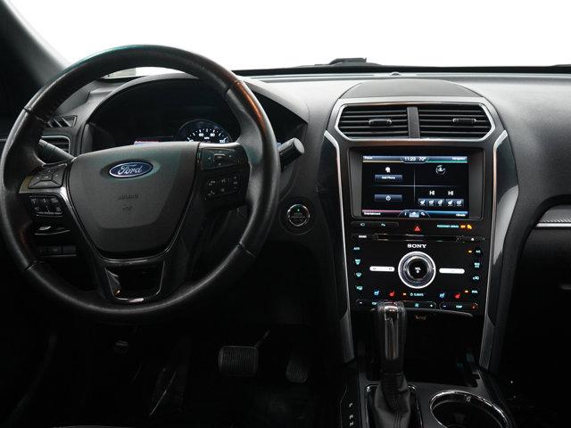 Photo of 2016 Magnetic Ford Explorer