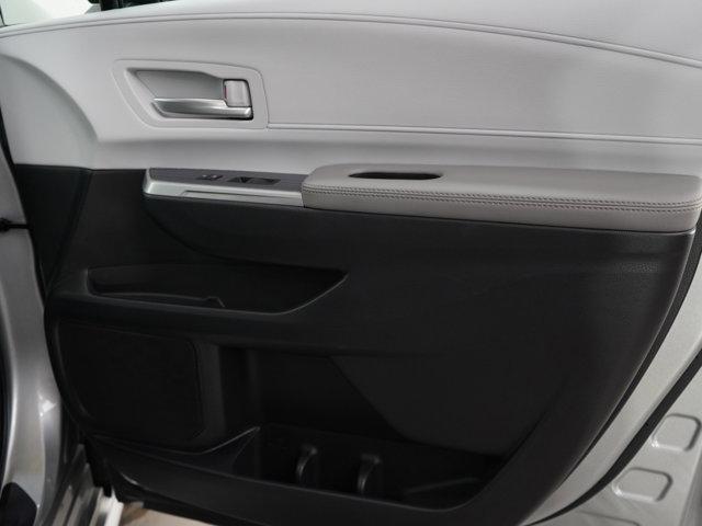 Photo of 2025 Celestial Silver Toyota Sienna