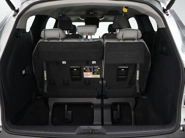 Photo of 2025 Celestial Silver Toyota Sienna