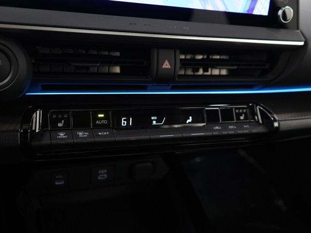 Photo of 2025 Pearl Toyota Prius