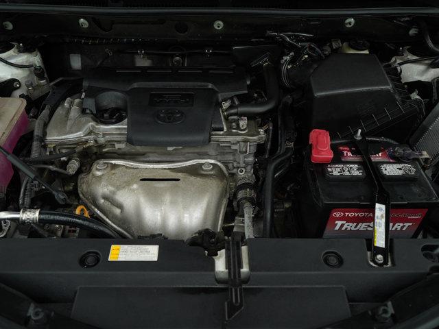 Photo of 2017 Blizzard Pearl Toyota RAV4