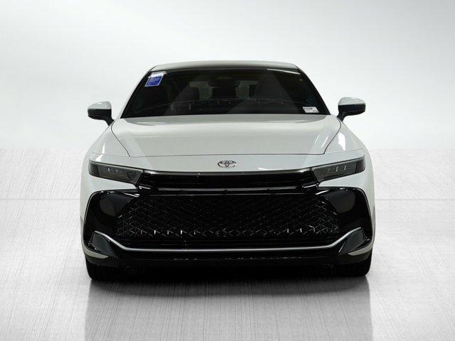 Photo of 2023 White Toyota Crown