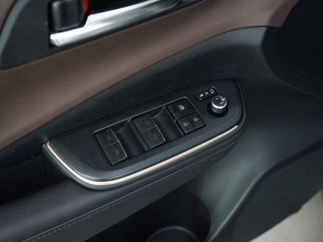 Photo of 2023 White Toyota Crown