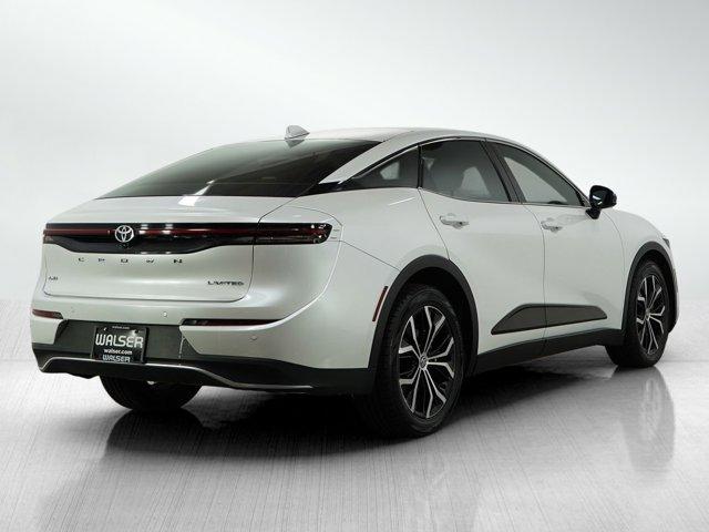 Photo of 2023 White Toyota Crown