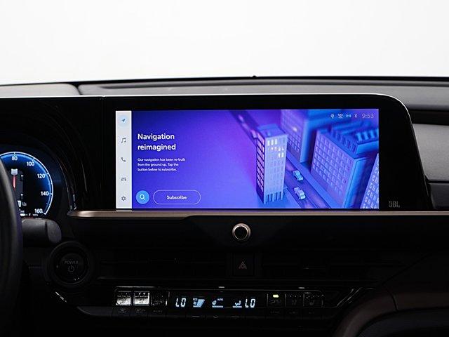 Photo of 2023 White Toyota Crown