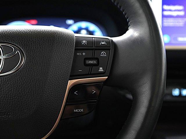 Photo of 2023 White Toyota Crown
