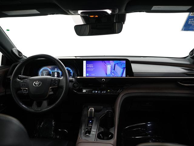 Photo of 2023 White Toyota Crown