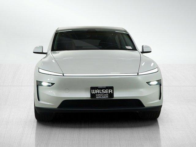 Photo of 2026 White Tesla Model Y