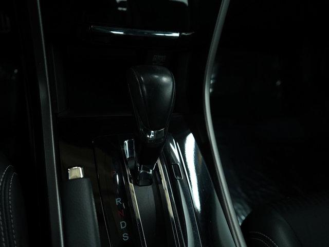 Photo of 2016 Crystal Black Pearl Honda Accord