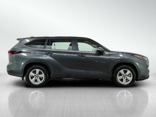 Photo of 2024 Magnetic Gray Toyota Highlander