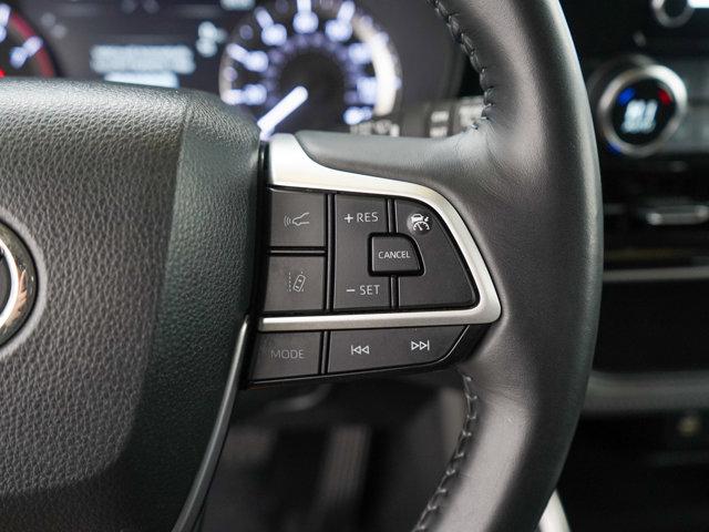 Photo of 2024 Magnetic Gray Toyota Highlander