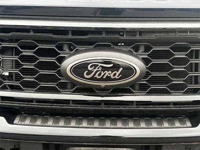 Photo of 2022 Dark Moss Kia Telluride