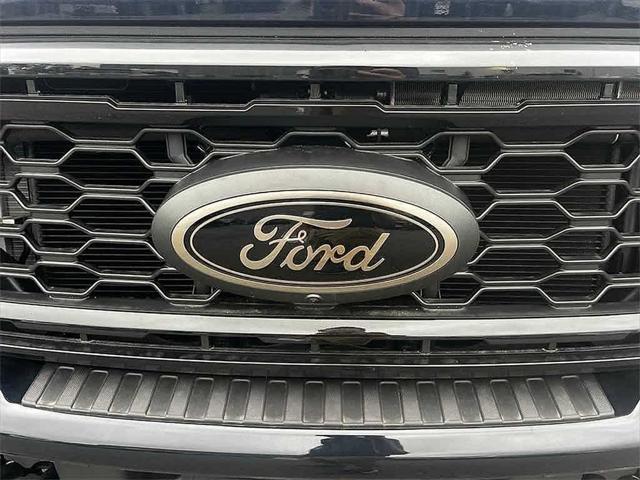 Photo of 2022 Dark Moss Kia Telluride