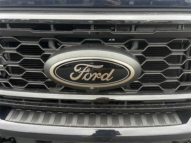 Photo of 2022 Dark Moss Kia Telluride