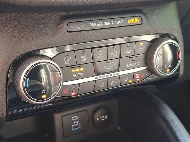 Photo of 2022 AGATE BLACK METALLIC Ford Escape
