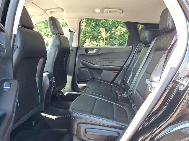 Photo of 2022 AGATE BLACK METALLIC Ford Escape