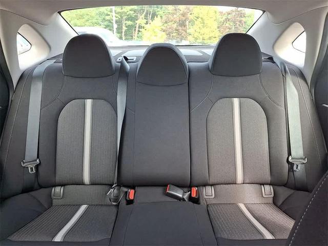 Photo of 2023 Hampton Gray Hyundai SONATA Hybrid