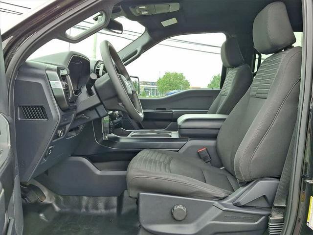 Photo of 2022 Agate Black Metallic Ford F-150