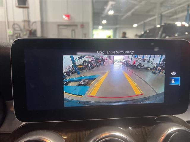 Photo of 2020 Black Mercedes-Benz GLC 300