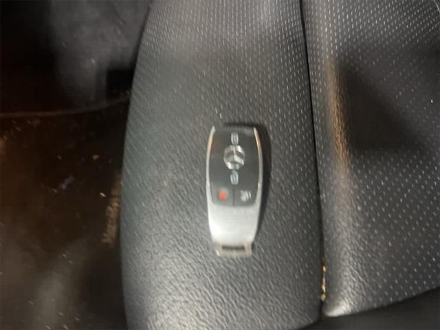 Photo of 2020 Black Mercedes-Benz GLC 300