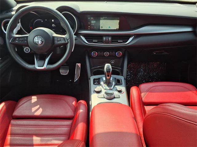 Photo of 2024 Vulcano Black Metallic Alfa Romeo Stelvio