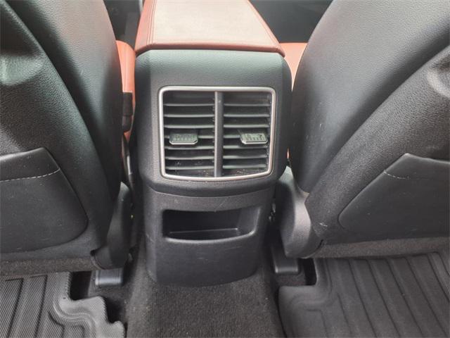 Photo of 2023 Gravity Gray Kia Sportage
