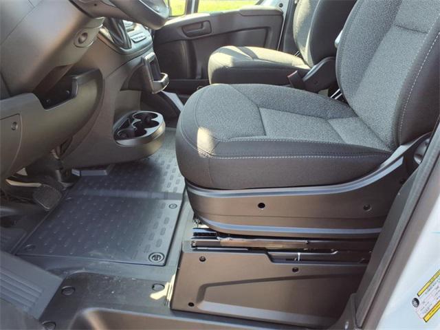 Photo of 2025 Bright White Clearcoat RAM ProMaster 2500