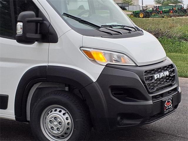 Photo of 2025 Bright White Clearcoat RAM ProMaster 2500