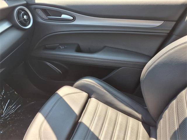 Photo of 2022 Vesuvio Gray Metallic Alfa Romeo Stelvio