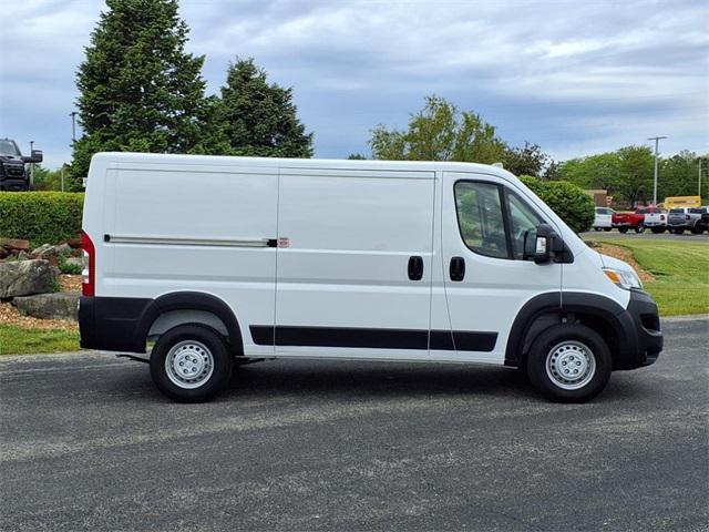 Photo of 2024 Bright White Clearcoat RAM ProMaster 2500