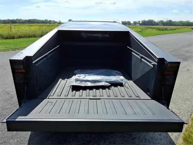 Photo of 2024 Stainless Steel Tesla Cybertruck