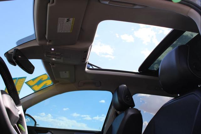 Photo of 2022 Gray Volkswagen Tiguan