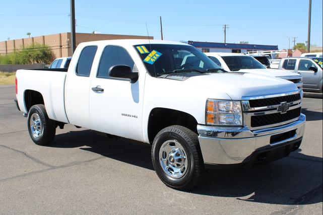 Photo of 2011 Summit White Chevrolet Silverado 2500