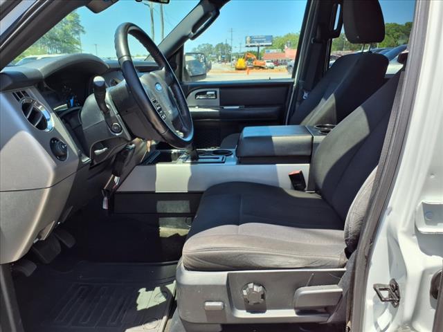 Photo of 2017 OXFORD WHITE Ford Expedition EL