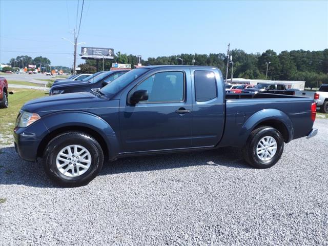 Photo of 2018 Arctic Blue Metallic Nissan Frontier