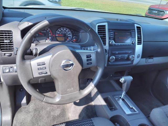 Photo of 2018 Arctic Blue Metallic Nissan Frontier