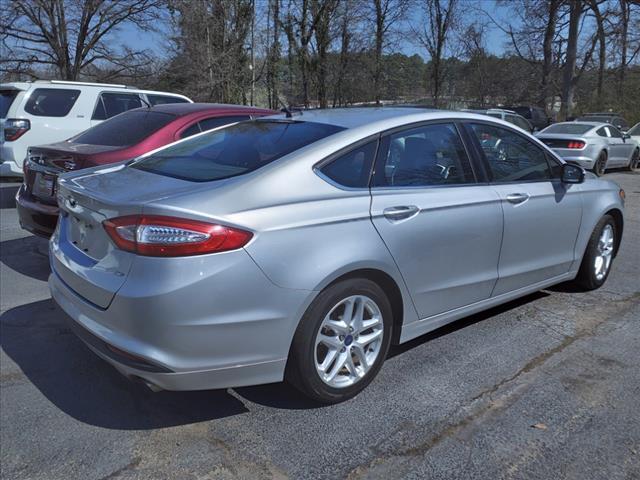 Photo of 2016 INGOT SILVER Ford Fusion