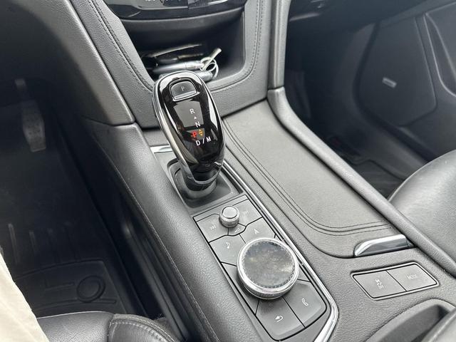 Photo of 2020 Black Cadillac XT6