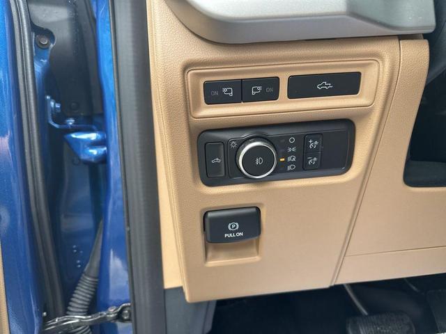Photo of 2022 Atlas Blue Metallic Ford F-150