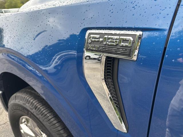 Photo of 2022 Atlas Blue Metallic Ford F-150