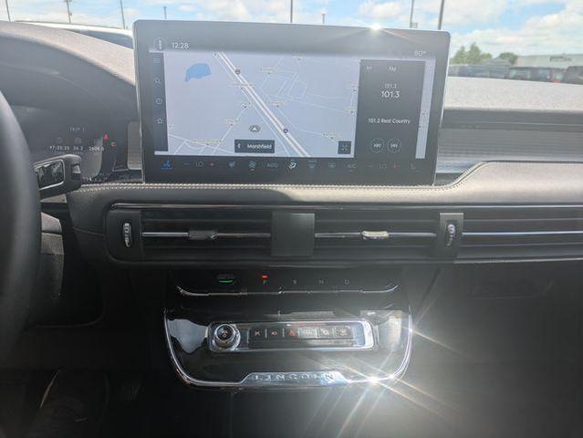 Photo of 2023 Gray Metallic Lincoln Corsair