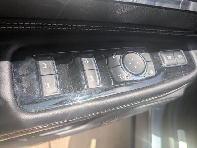 Photo of 2023 Gray Metallic Lincoln Corsair