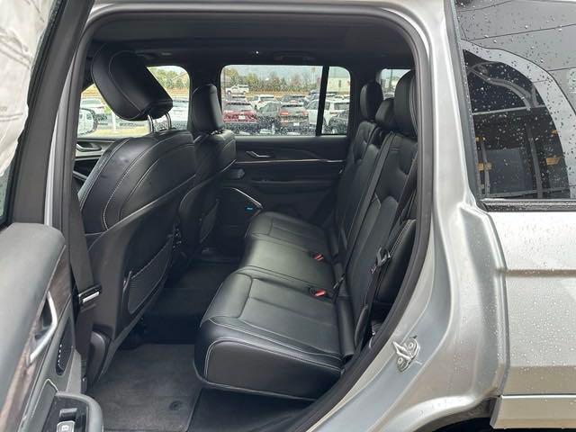 Photo of 2024 Silver Zynith Jeep Grand Cherokee 4xe