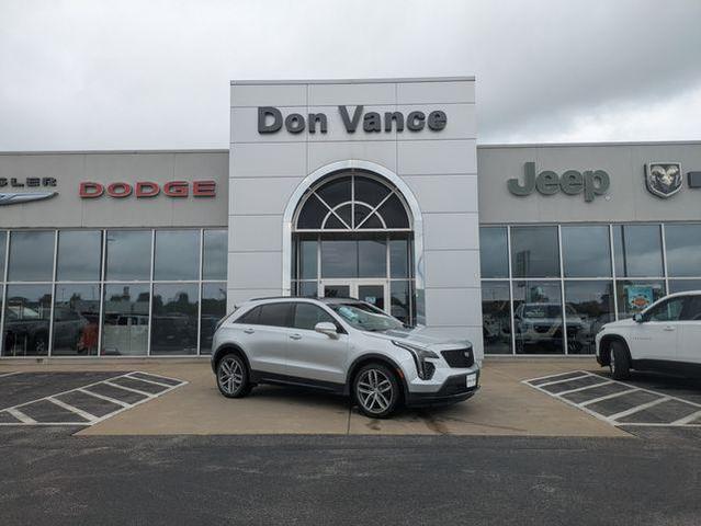 Photo of 2019 Radiant Silver Metallic Cadillac XT4