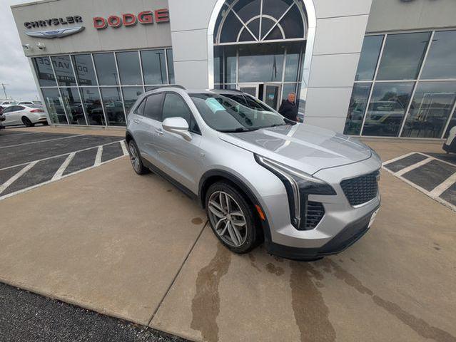 Photo of 2019 Radiant Silver Metallic Cadillac XT4