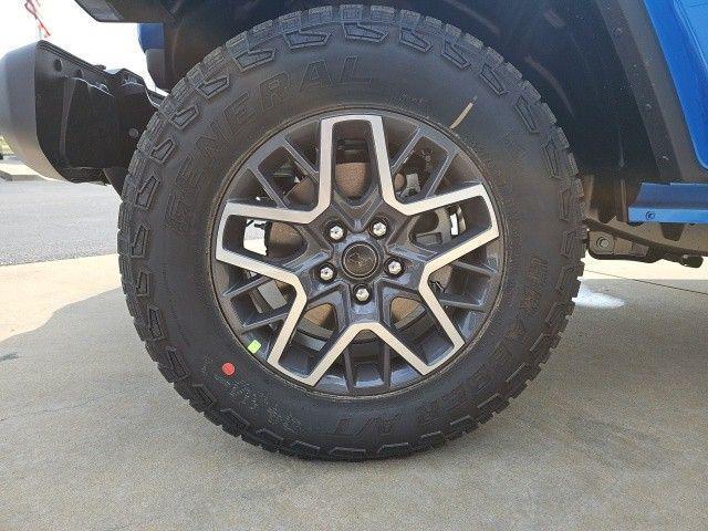 Photo of 2024 Hydro Blue Pearlcoat Jeep Wrangler